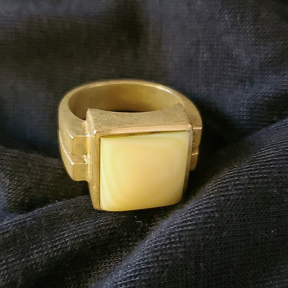 Silpada Ring sz 7, Sterling Silver 925 & Light green, Square Mother of Pearl